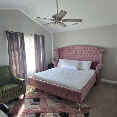 Gorgeous 3 Bedroom Home With Cable Tv In All Rooms & Free Wi-Fi Concord Luaran gambar