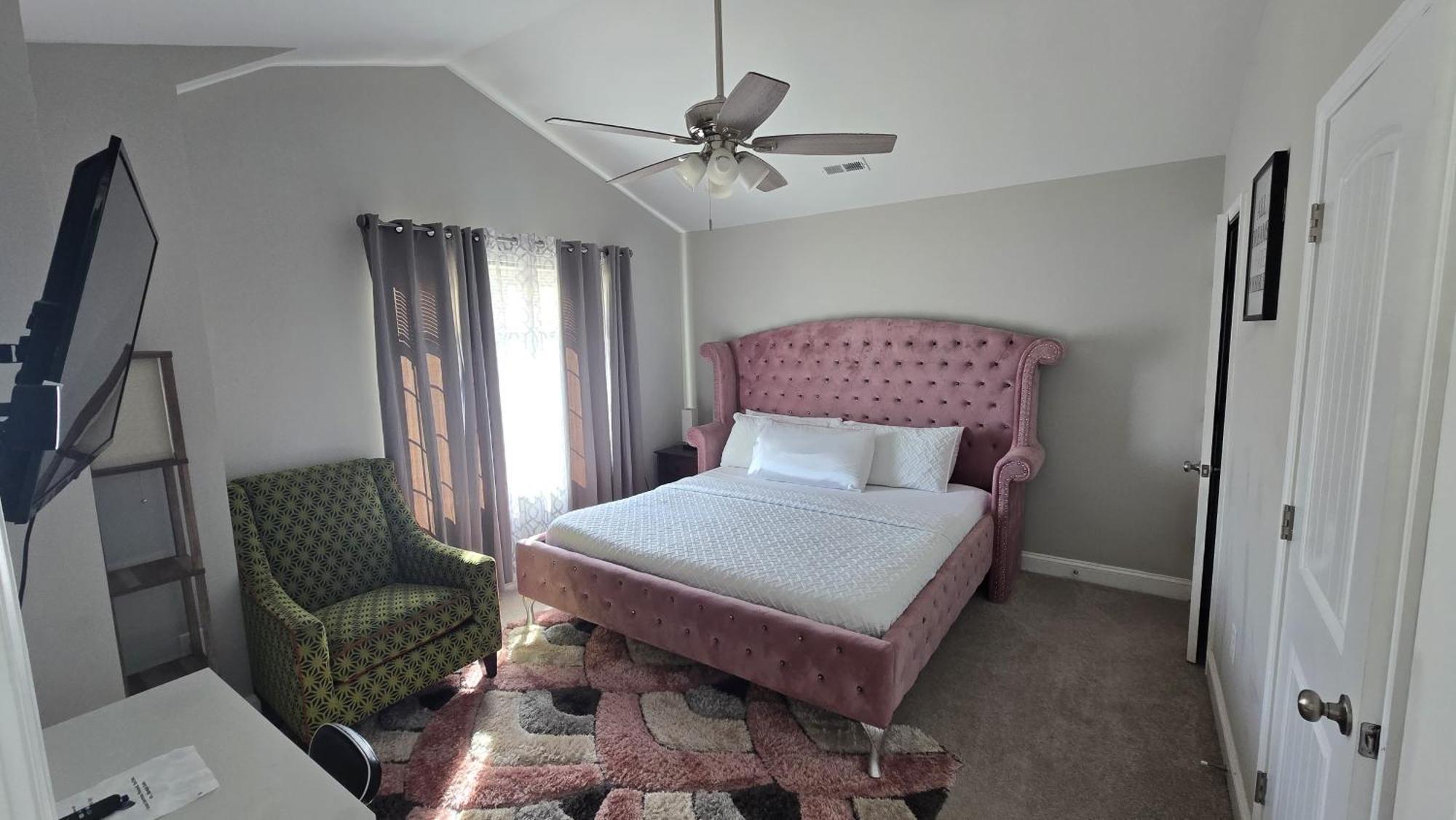 Gorgeous 3 Bedroom Home With Cable Tv In All Rooms & Free Wi-Fi Concord Luaran gambar